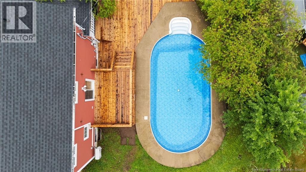 48 Barrington Property Photo 2
