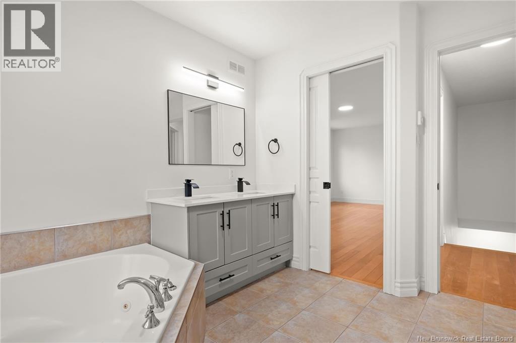 48 Barrington Property Photo 25