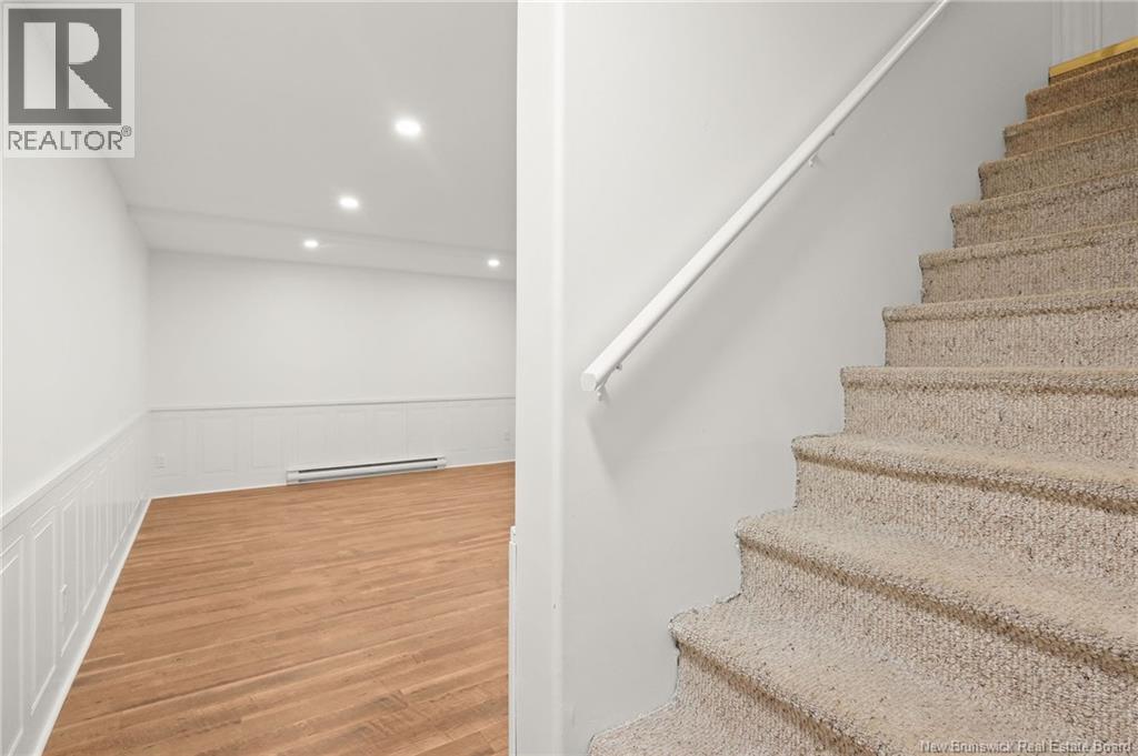 48 Barrington Property Photo 27