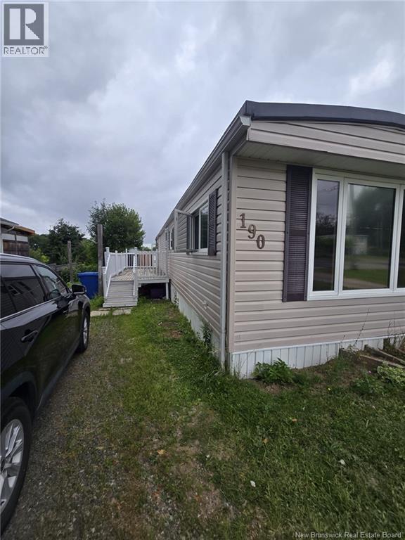 190 Lakeside Avenue Property Photo 1