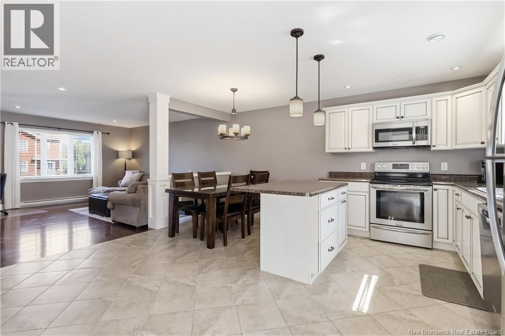 65 Belle-foret Property Photo 12
