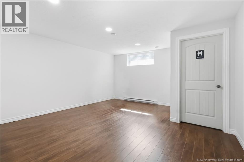 65 Belle-foret Property Photo 24
