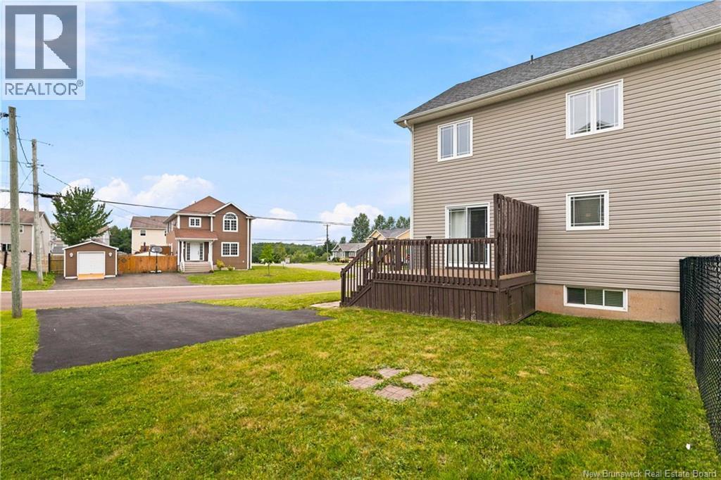 65 Belle-foret Property Photo 30
