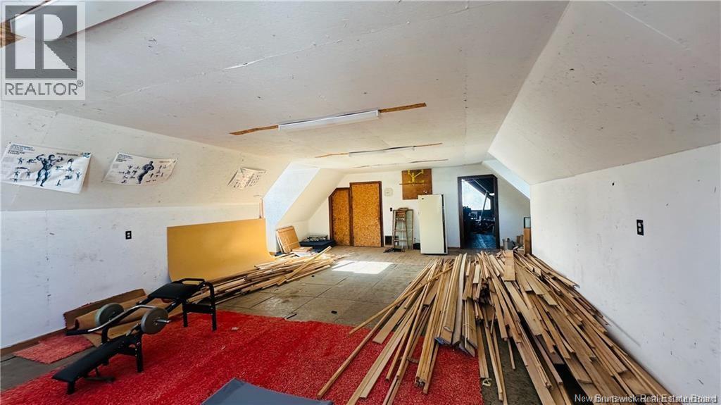 3 Howland Ridge Road Property Photo 28