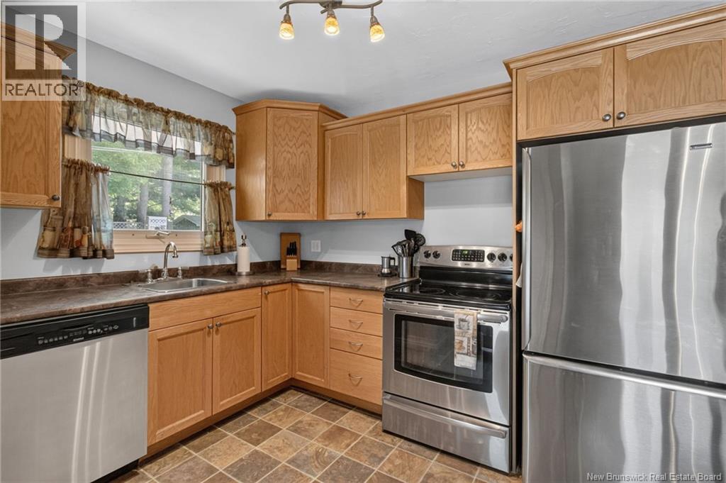 38 Lindsay Street Property Photo 3