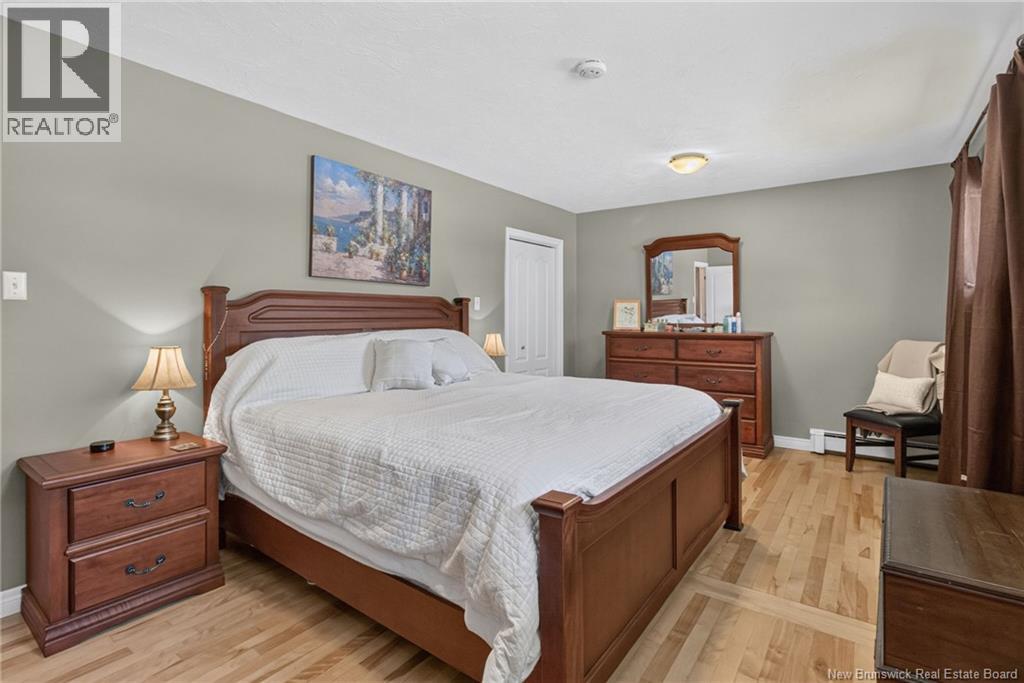 38 Lindsay Street Property Photo 4