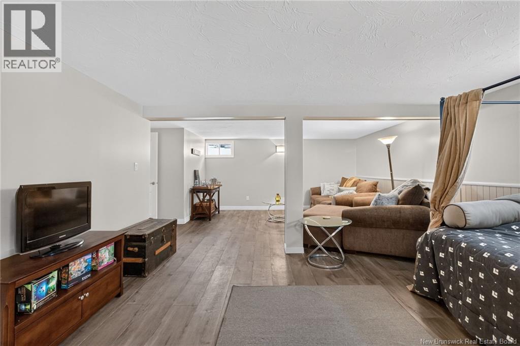 38 Lindsay Street Property Photo 5