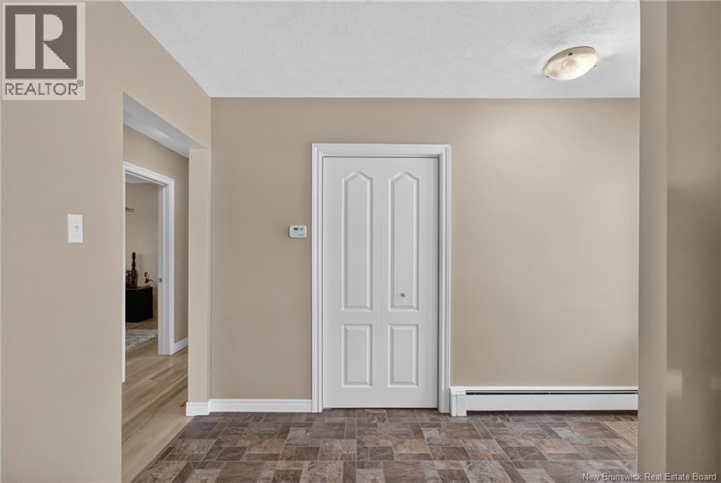 38 Lindsay Street Property Photo 13