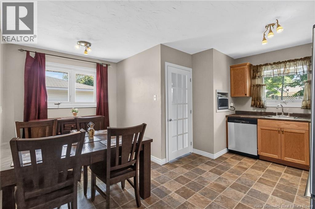38 Lindsay Street Property Photo 14