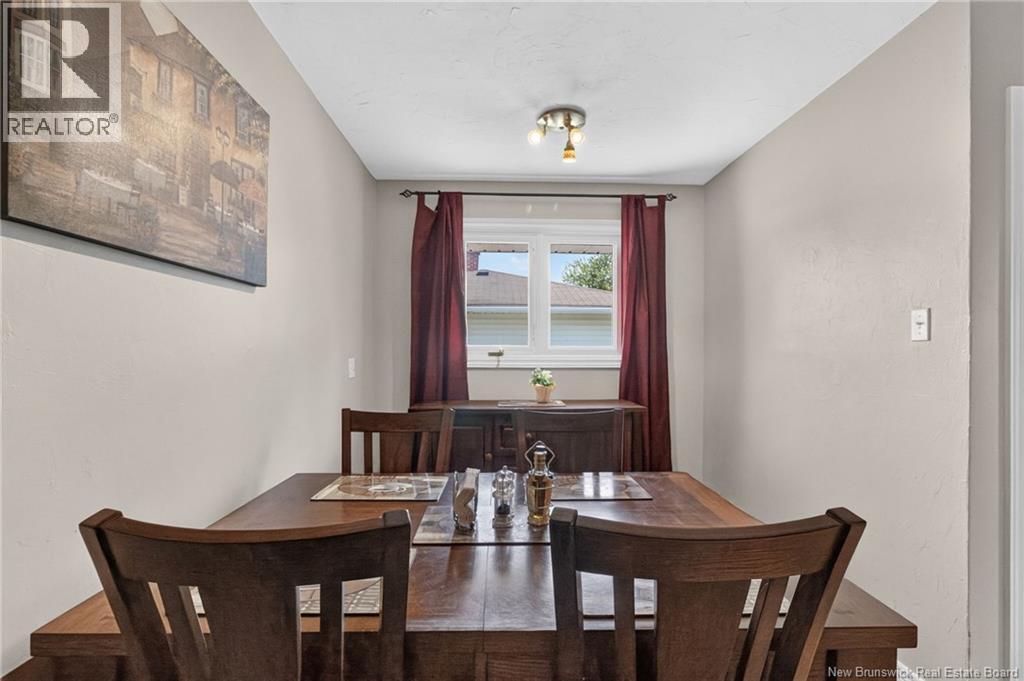 38 Lindsay Street Property Photo 15