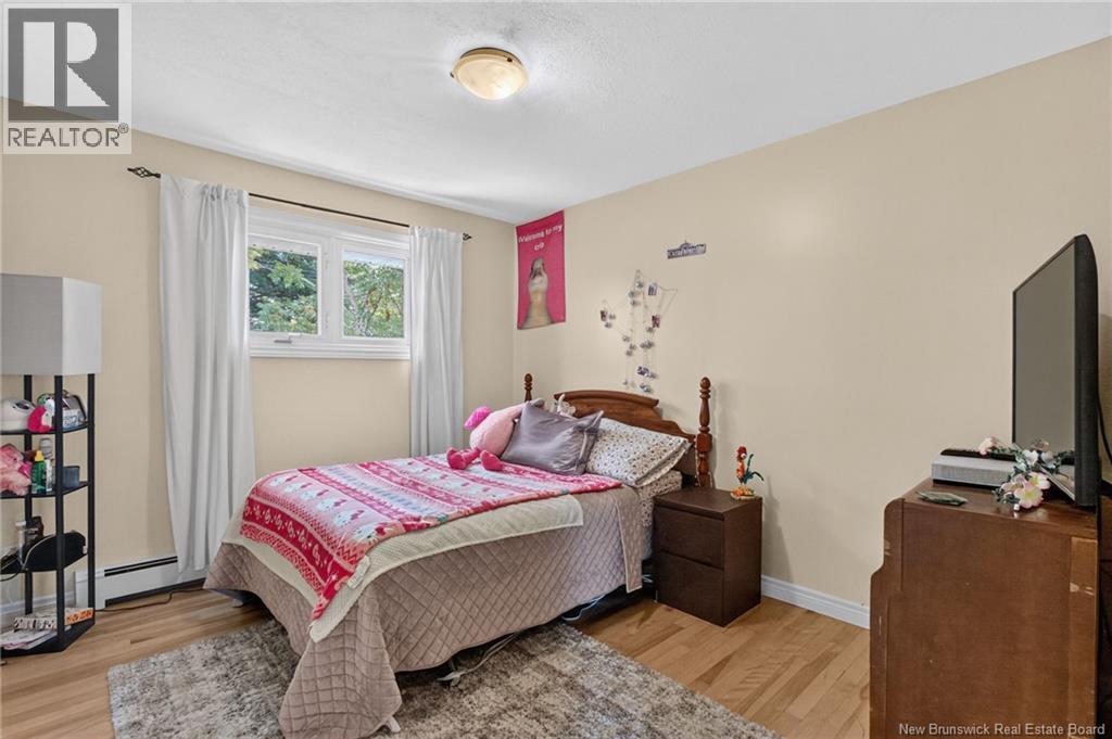 38 Lindsay Street Property Photo 25