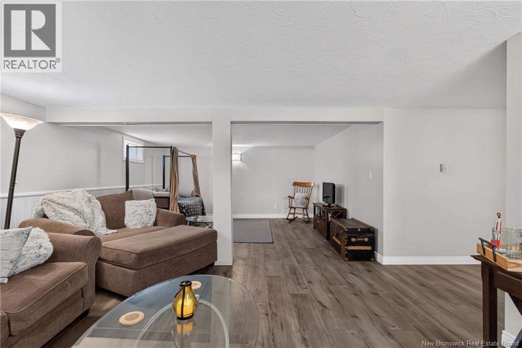 38 Lindsay Street Property Photo 37