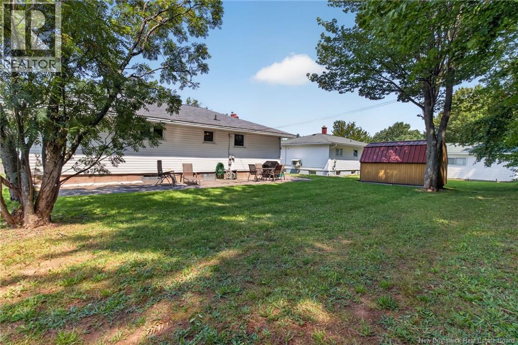 38 Lindsay Street Property Photo 43