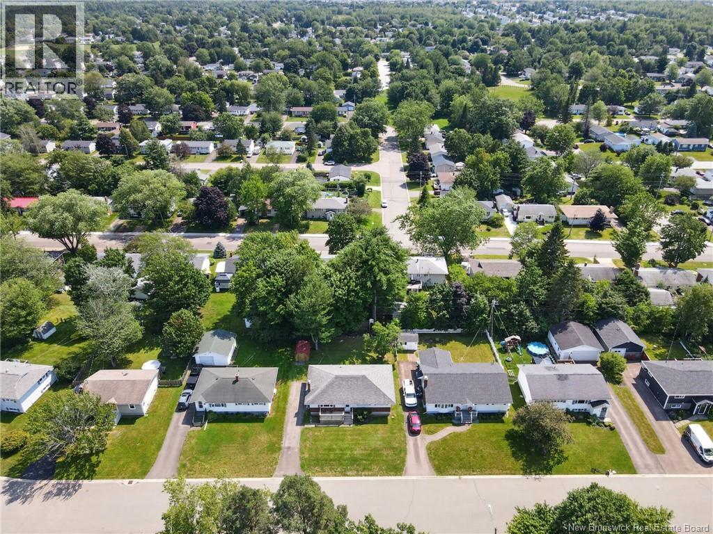 38 Lindsay Street Property Photo 47