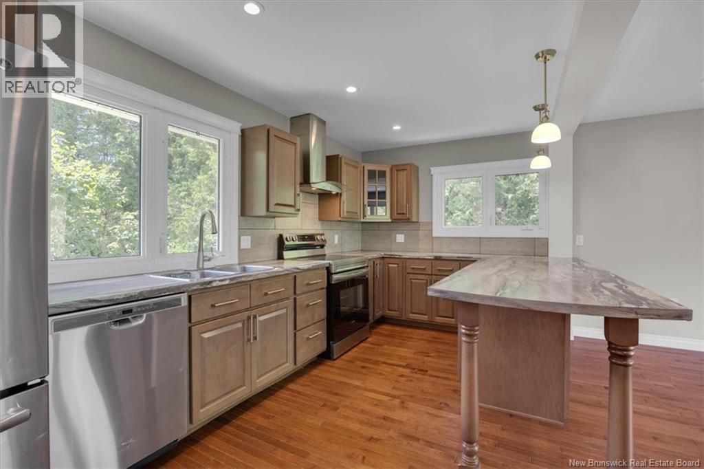 100 Kennebecasis Drive Property Photo 11