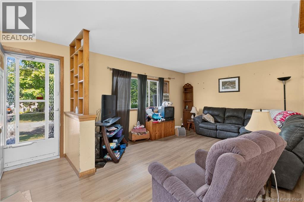 253 Callowhill Road Property Photo 2