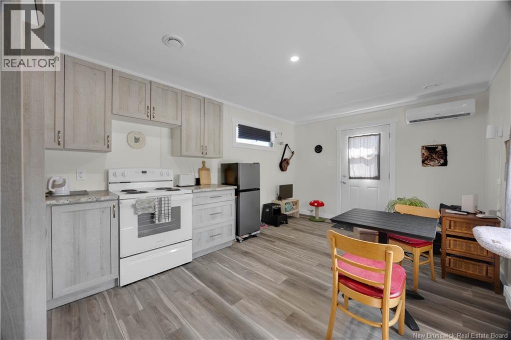 1 Kingfisher Road Property Photo 8