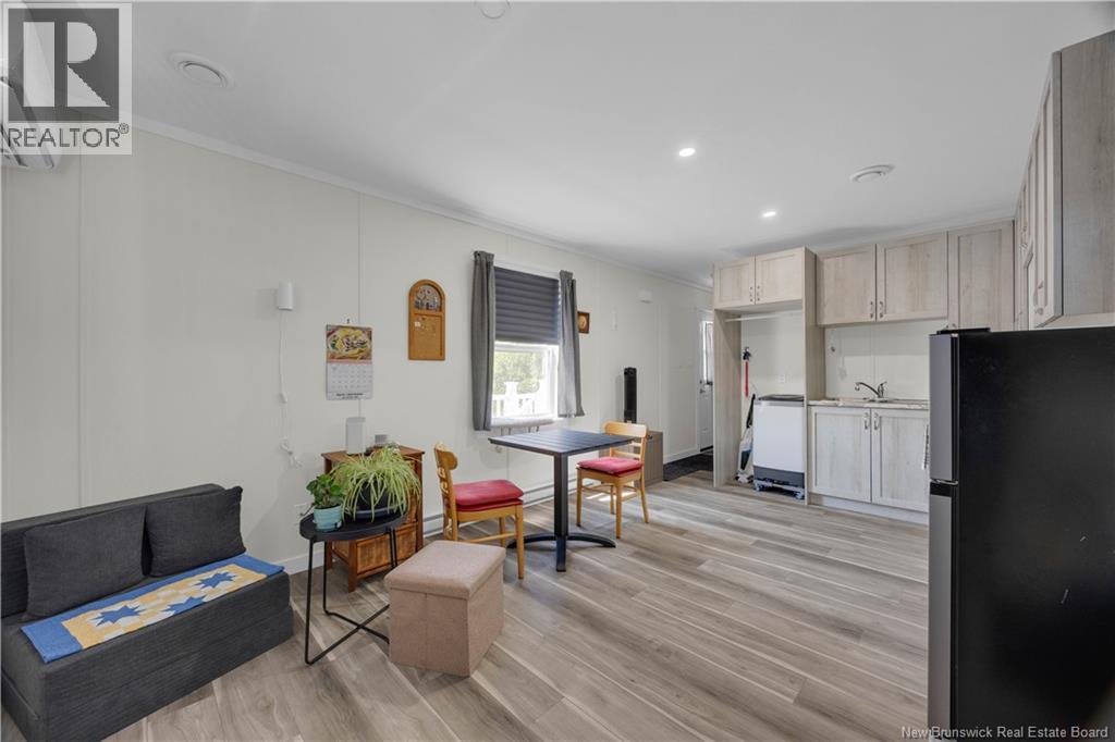 1 Kingfisher Road Property Photo 9