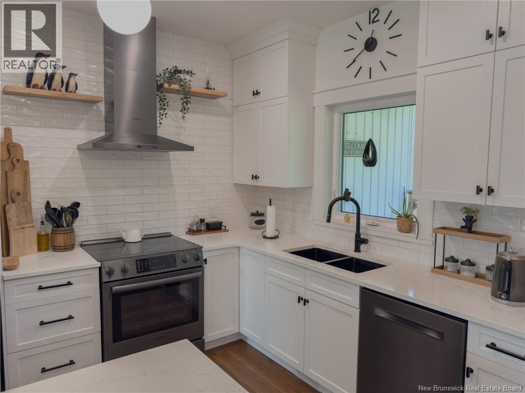 72 Longwood Drive Property Photo 13