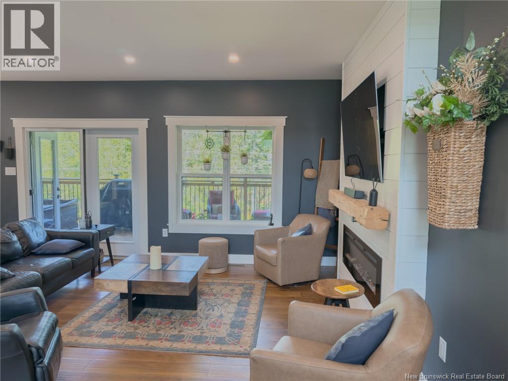72 Longwood Drive Property Photo 14