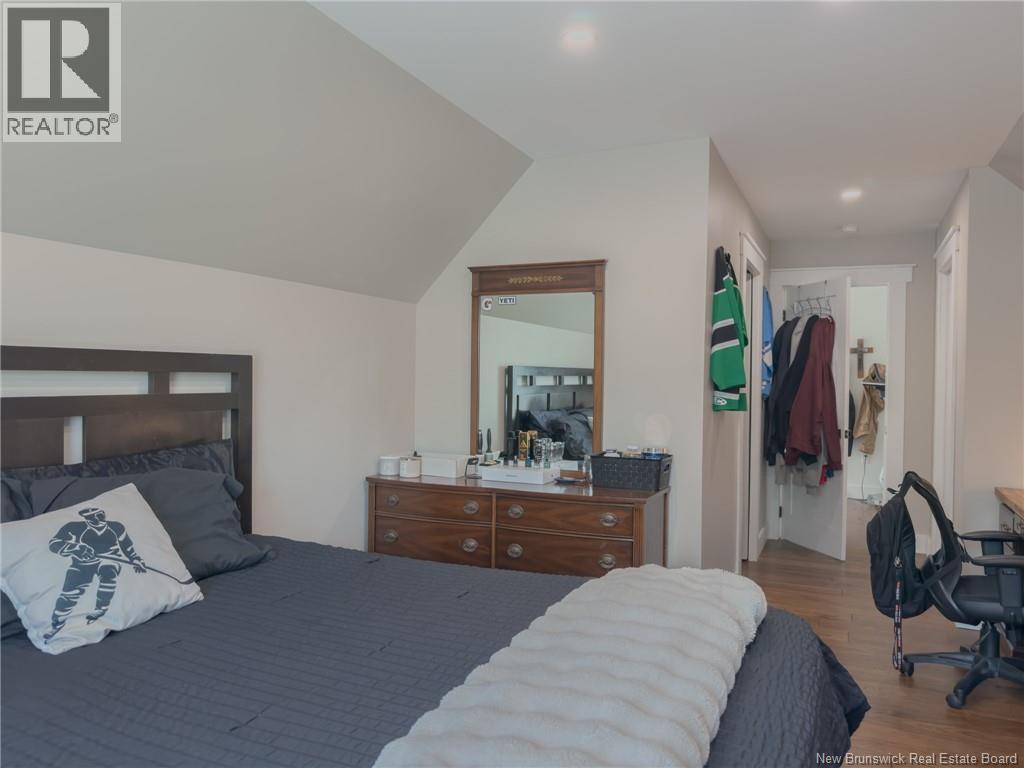 72 Longwood Drive Property Photo 29