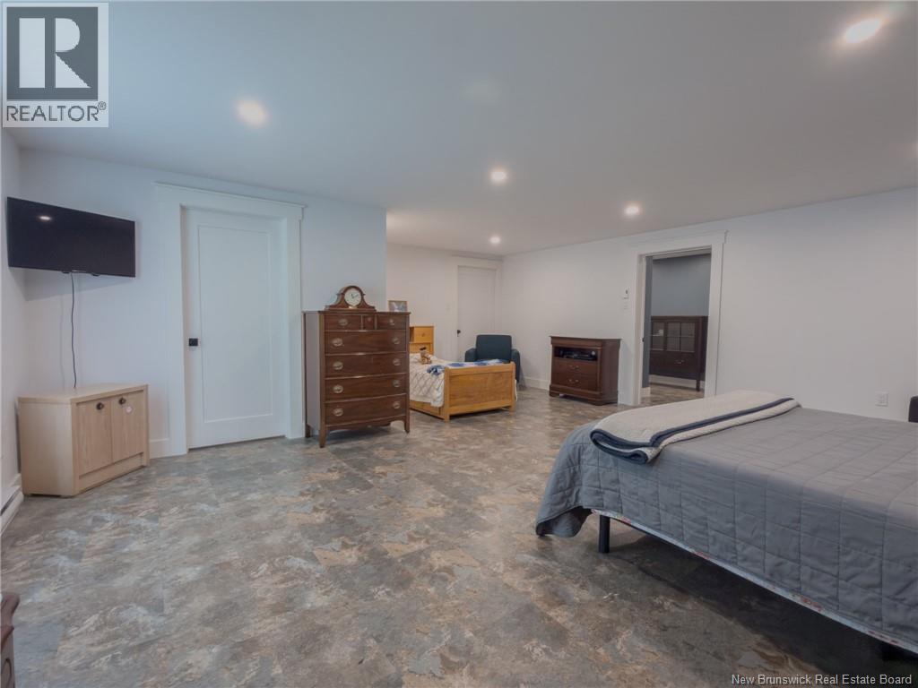 72 Longwood Drive Property Photo 34