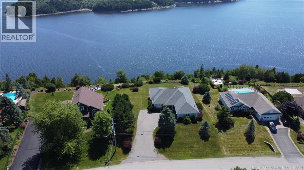 91 Rivershore Drive Property Photo 4