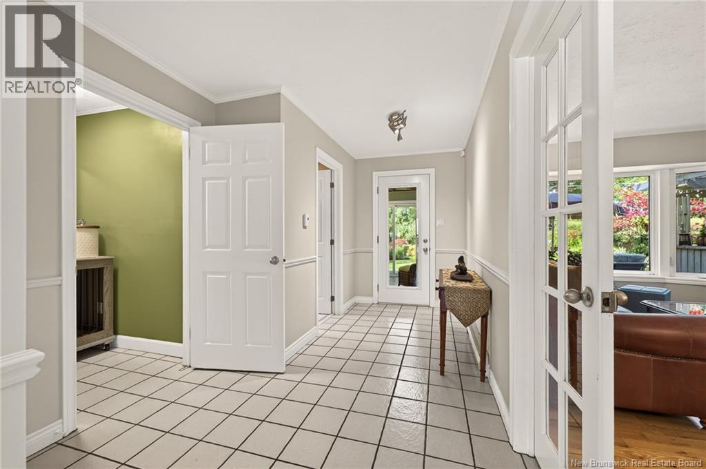 338 Vanier Property Photo 17