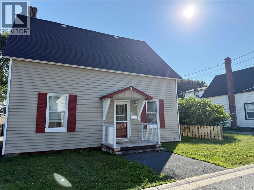 39 Warren Avenue Property Photo 1