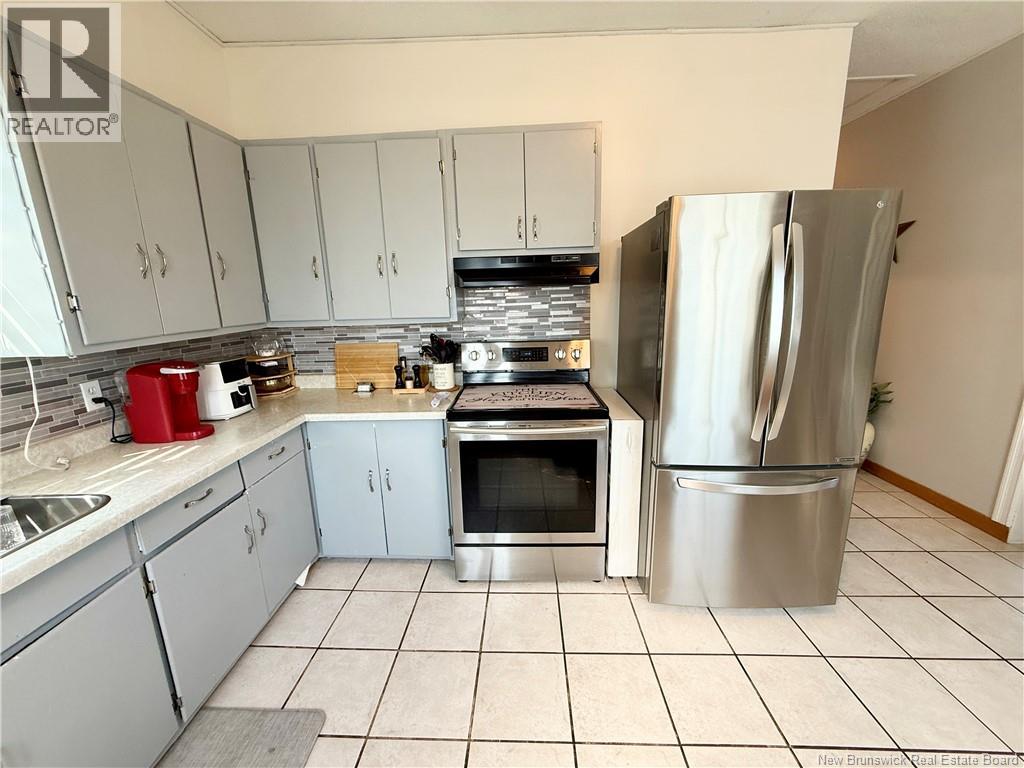 565 St Simon Property Photo 3