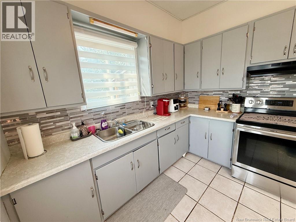 565 St Simon Property Photo 4