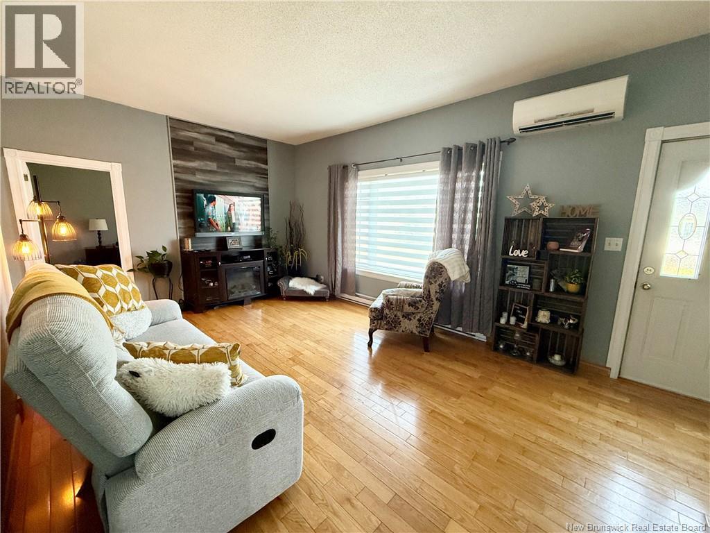 565 St Simon Property Photo 11
