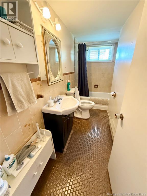 565 St Simon Property Photo 28