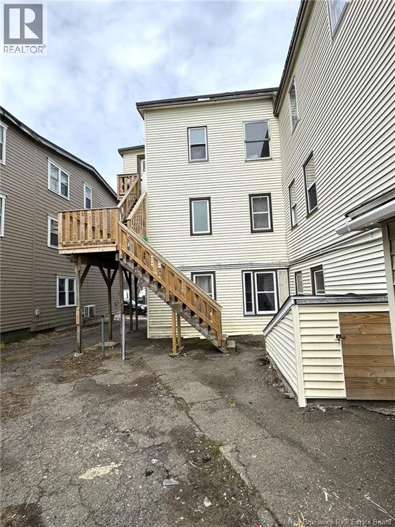 290 King St W Property Photo 7