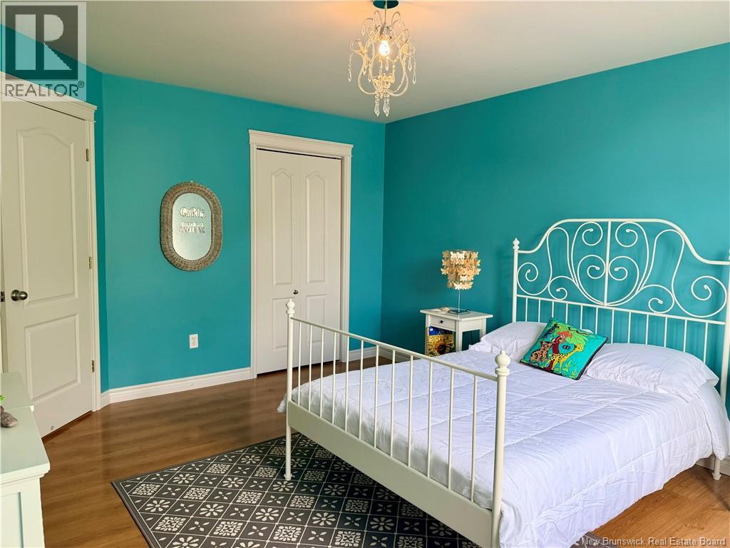 33 Amy Street Property Photo 19