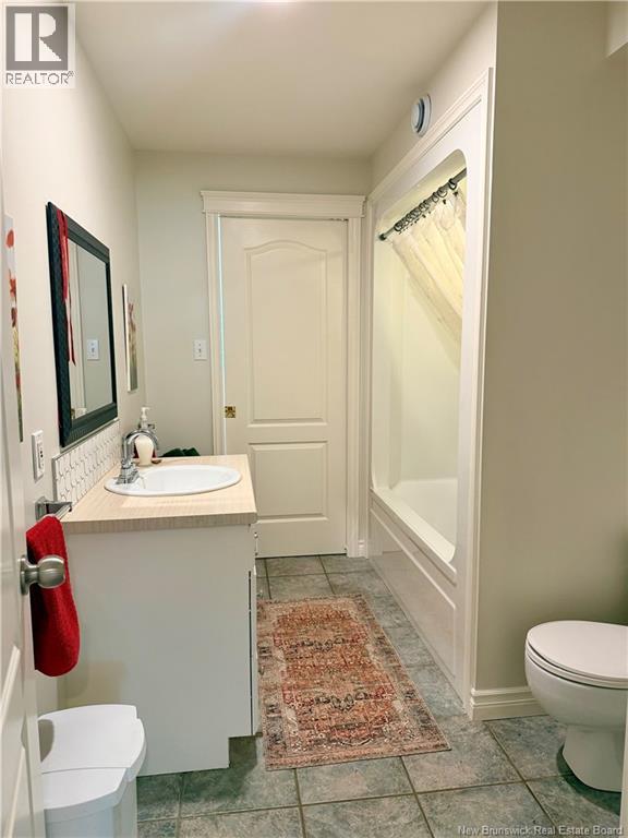 33 Amy Street Property Photo 25
