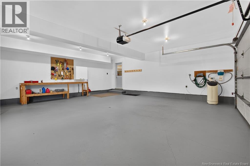 33 Amy Street Property Photo 32