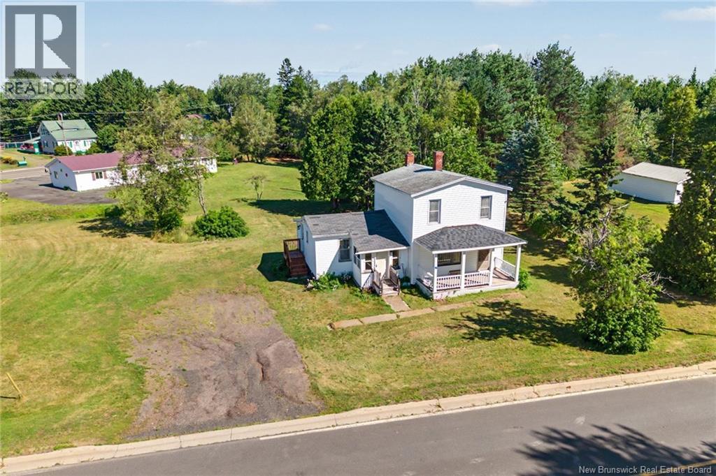 21 Red Bank Drive Property Photo 3