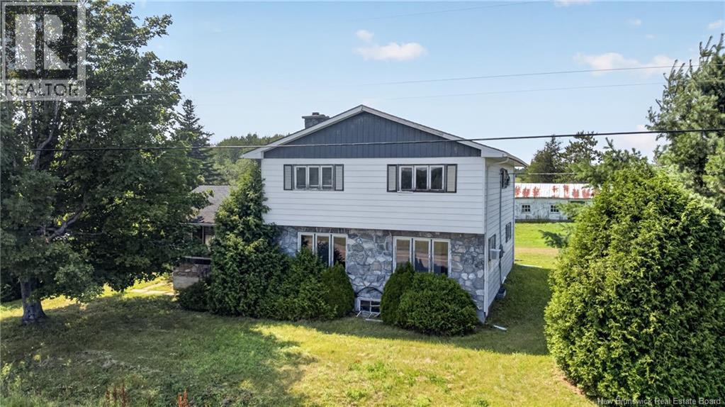 800 Saint Charles Nord Road Property Photo 1