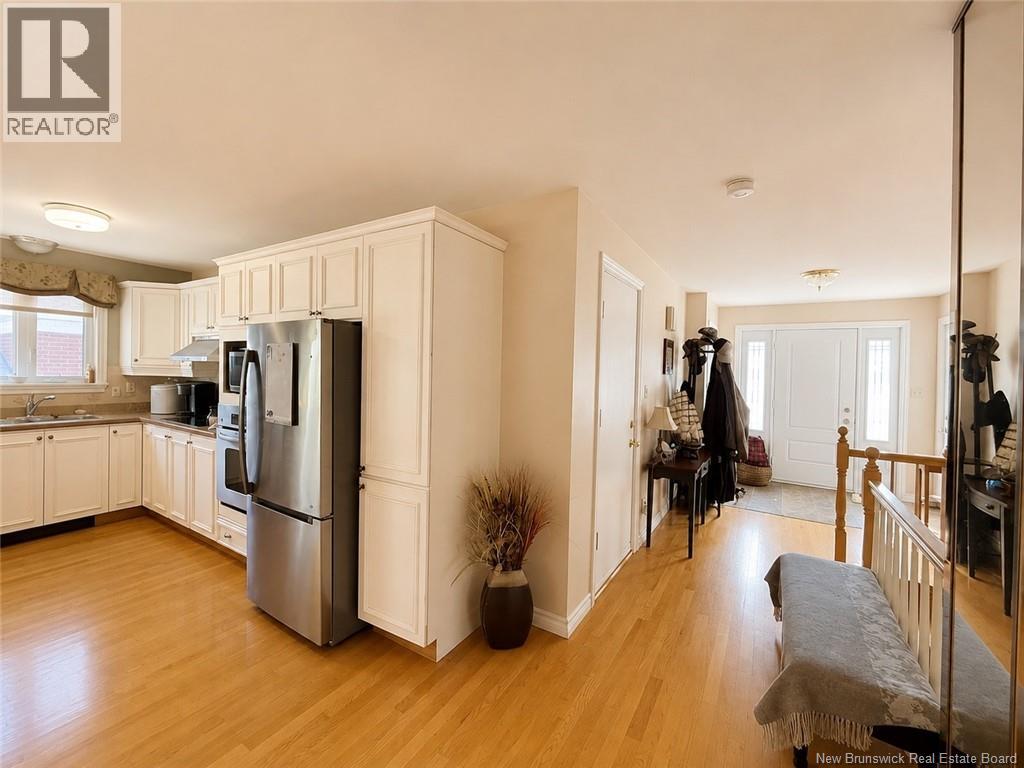 29 Leblond Street Property Photo 5