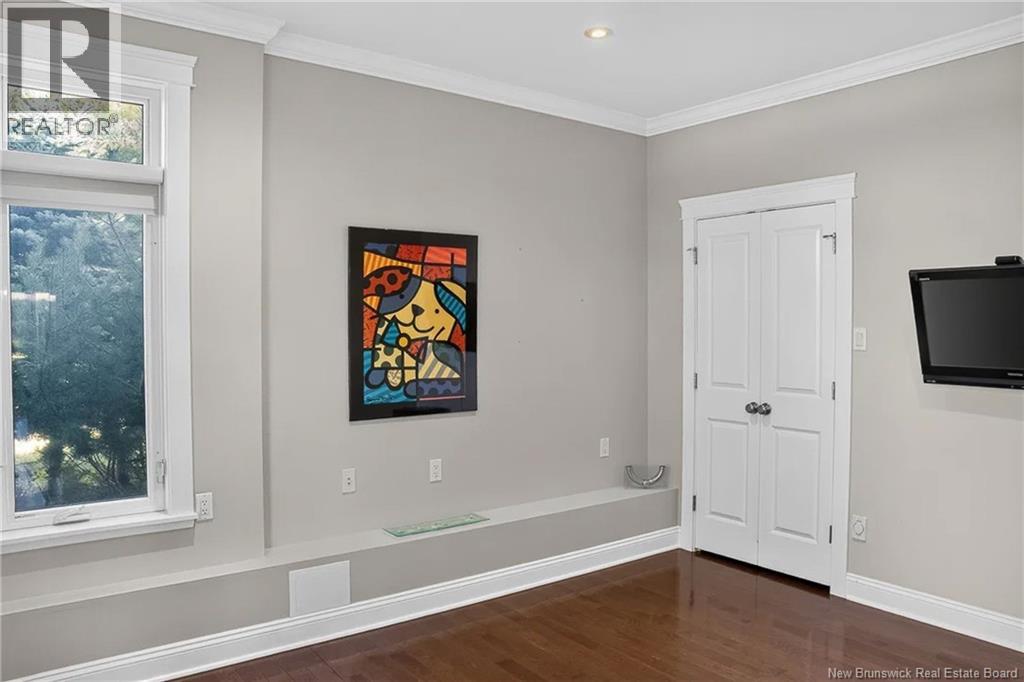 5 Admiralty Drive Property Photo 23