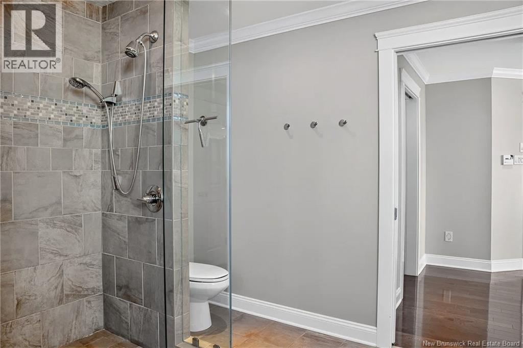 5 Admiralty Drive Property Photo 34