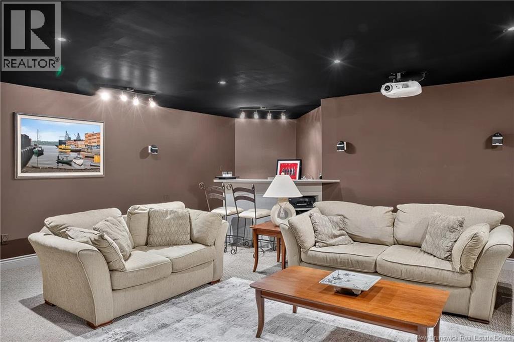 5 Admiralty Drive Property Photo 37