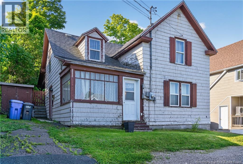 4 Windsor Street Property Photo 1