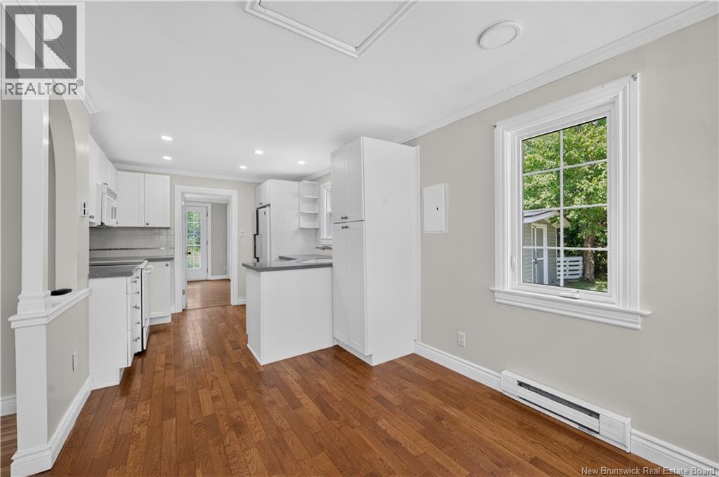 8250 Main Property Photo 11