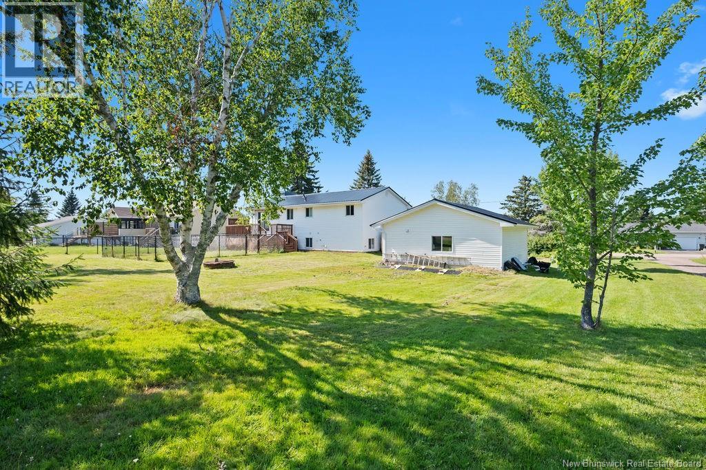 402 Marguerite Street Property Photo 24