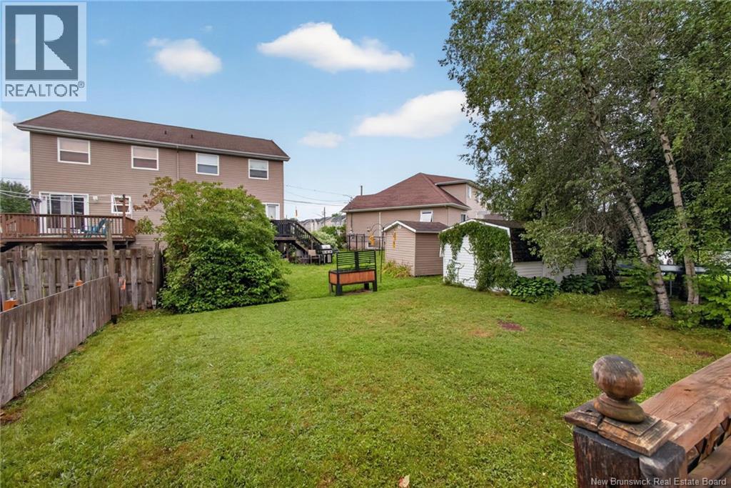 264 Glencairn Property Photo 6