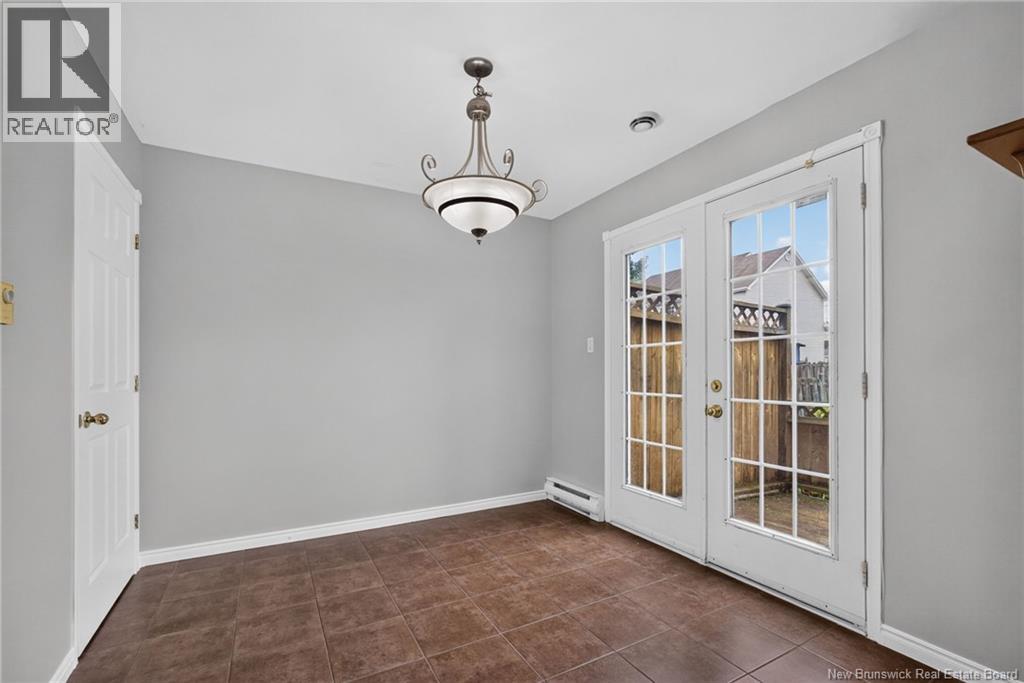 264 Glencairn Property Photo 19