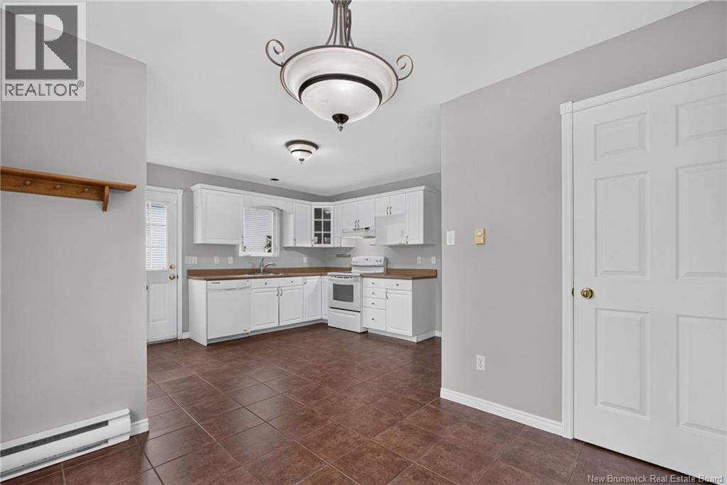264 Glencairn Property Photo 22