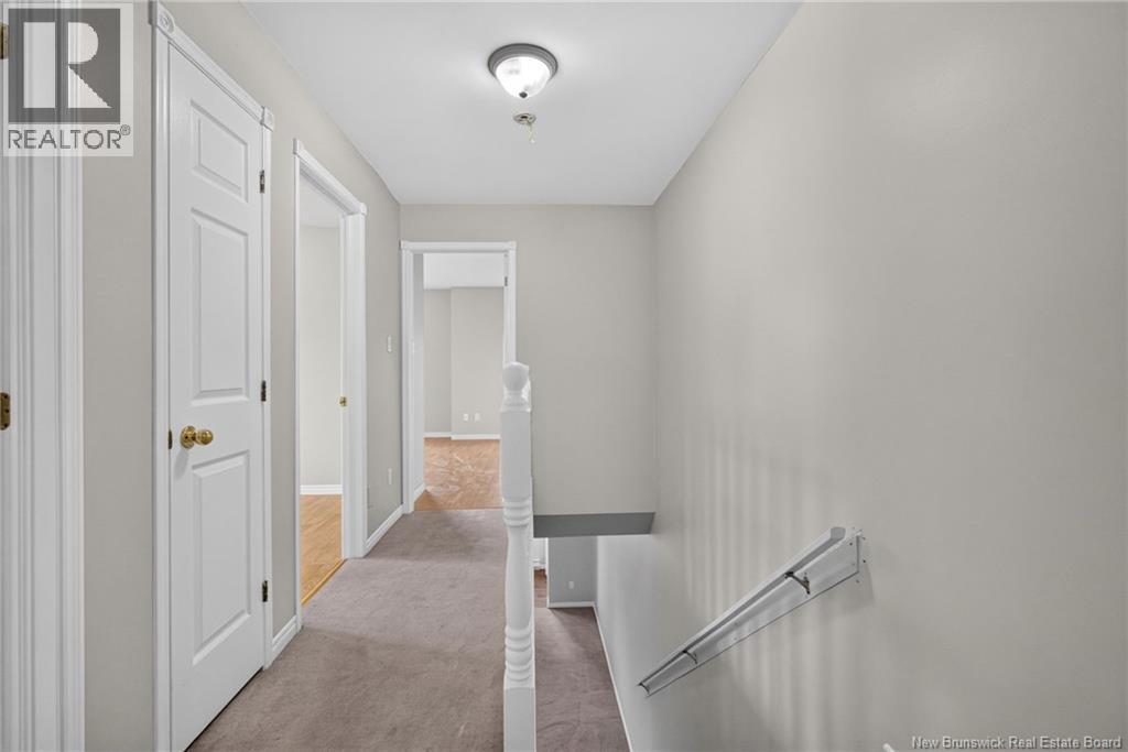 264 Glencairn Property Photo 27